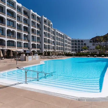 Home2book Cosy Pool Sea Views