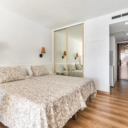 Home2book Cosy Pool Sea Views Apartman *