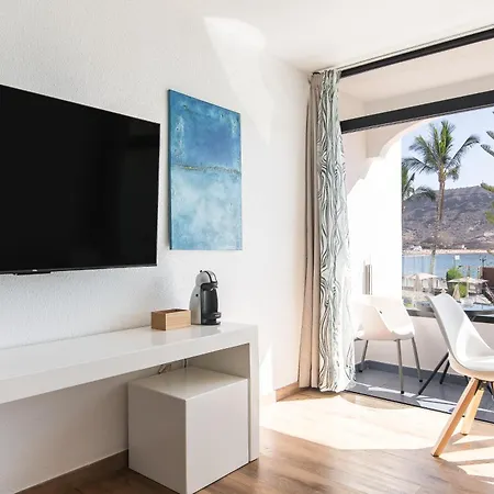 Home2book Cosy Pool Sea Views *