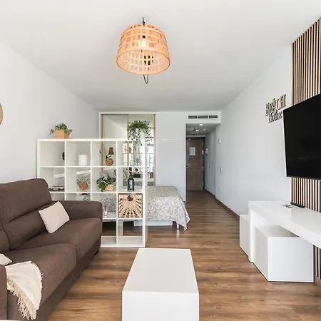 Home2book Cosy Pool Sea Views Apartman